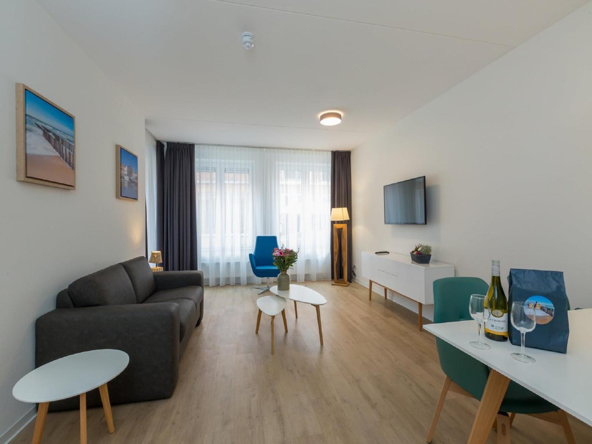 Lush Apartment In Zoutelande Near Beach エクステリア 写真