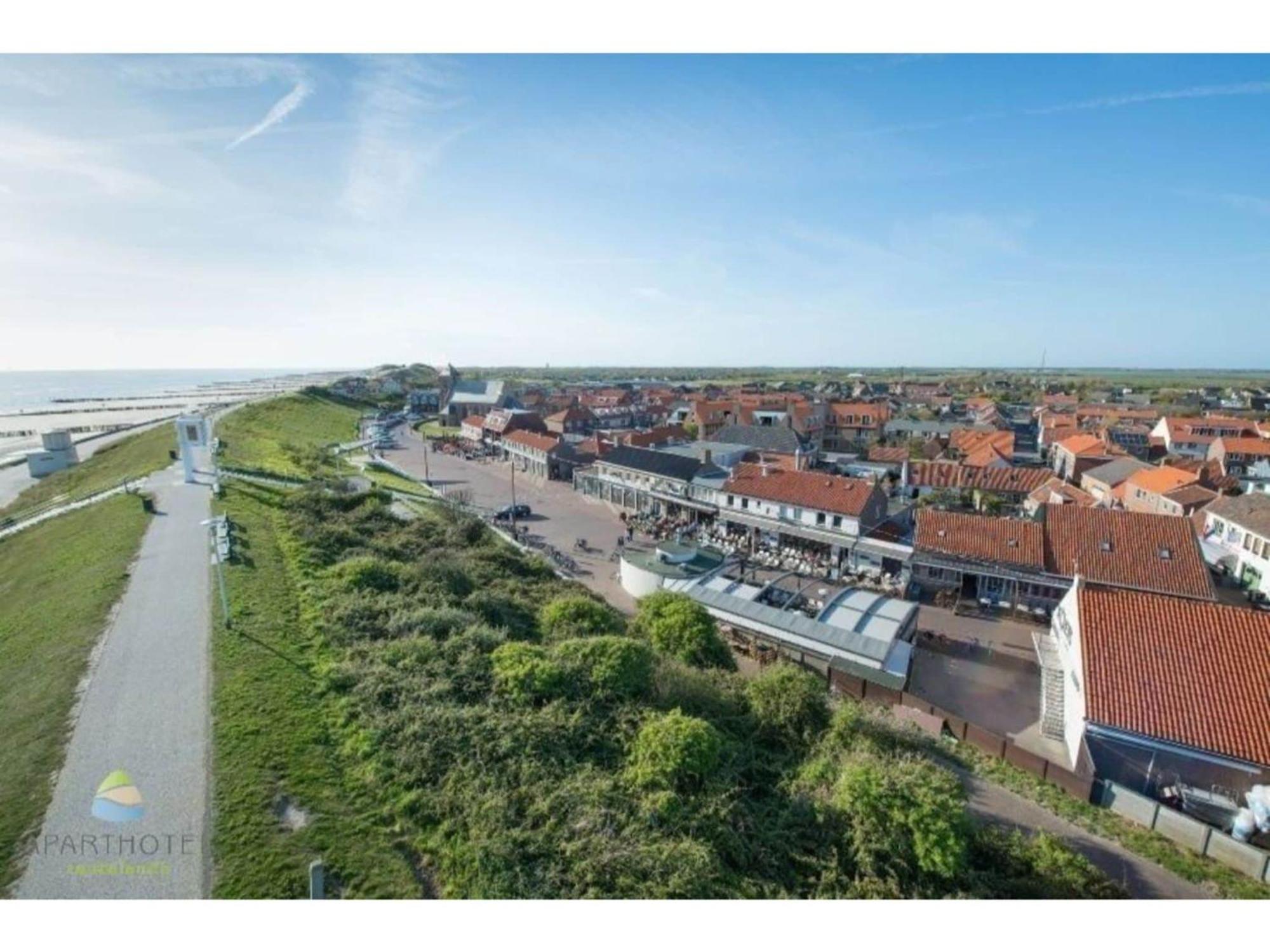 Lush Apartment In Zoutelande Near Beach エクステリア 写真